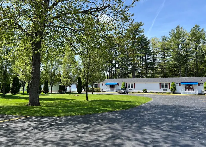 Rodeway Inn & Suites Brunswick Near Hwy 1